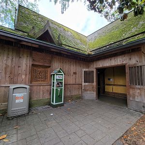 Louisville 5/22 - Islands, rotational exhibit Banjar House