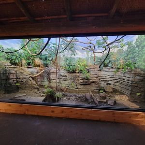Louisville 5/22 - Islands Pavilion, mixed exhibit
