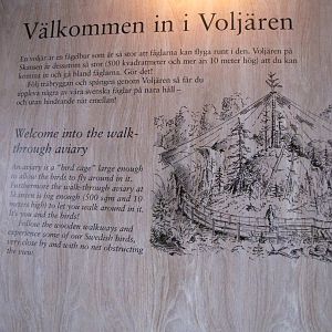Walk-through aviary sign at Skansen