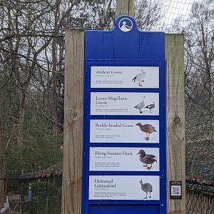North America Aviary - sign