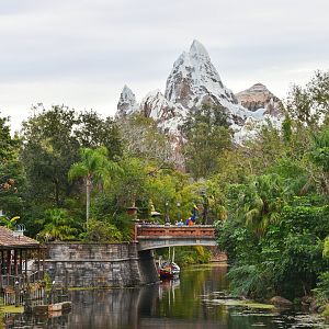 Jan. 2023 - Expedition Everest from the Africa Bridge (and Kevin)