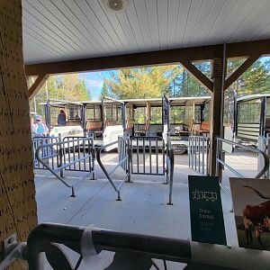 Zoo Sauvage 10/22 - Train carts