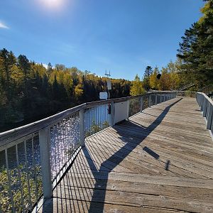 Zoo Sauvage 10/22 - Eastern Asia, Rivière au Saumon running along the perimeter