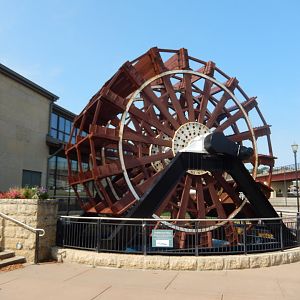 9/15/2022 - Paddleboat Wheel
