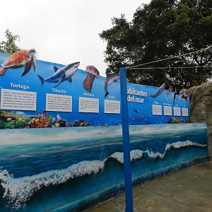 Signage for sealife - Parque de Las Leyendas