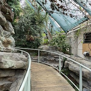 Walkway away from Bay of Rays 110223