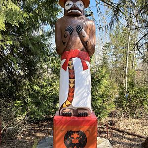 Living Northwest Trail - Coast Salish Statue