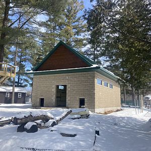 New Snow Leopard Exhibit & Building Construction