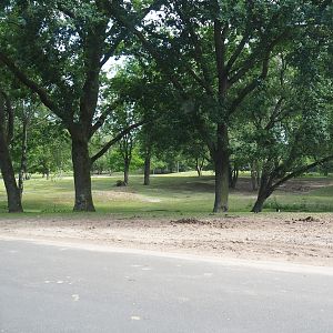 Multi-hectare savanna exhibit seen from car safari, 2022-06-12