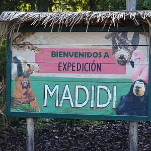 Madidi area signage, 2022-10-09