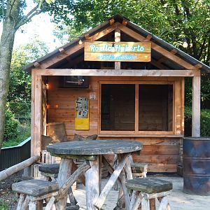 Deforestation education shack, 2022-10-09