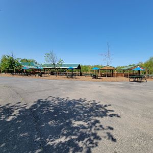 Wild Animal Park - Eating area, train