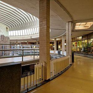 Elephant house with row of Teraruims