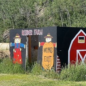 Hay bale maze enrance