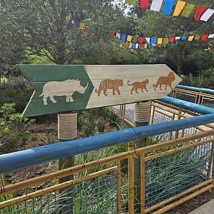 New sign points the way