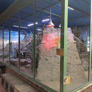 Black throat monitor enclosure