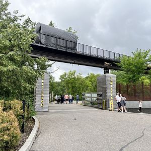 Family Farm Entrance + Treetops Trail