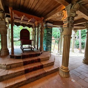 King Darius's throne