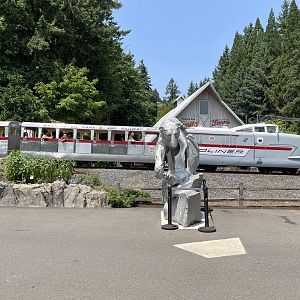 Polar Passage Statue + Zoo Train