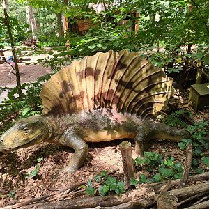 Dino forest - Edaphosaurus