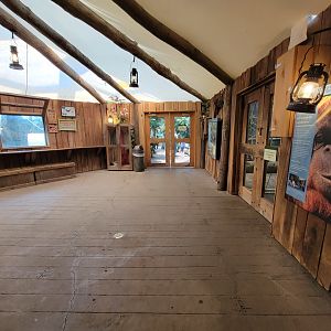 Cleveland Zoo, Rainforest - Exit from Research Station