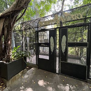 Scripps Aviary Entrance