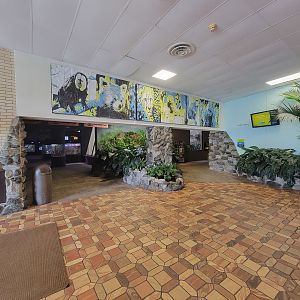 Cleveland Zoo - PCA, inside entrance