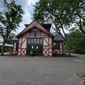 Cleveland Zoo - Africa, Wade Memorial Hall