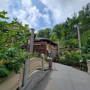Cleveland Zoo - Asia Passage