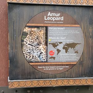 Cleveland Zoo - Asia Passage, signage example