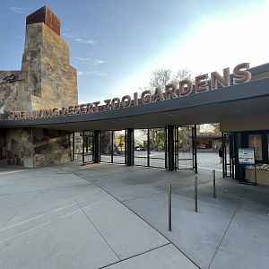 Entrance Area - New in 2018