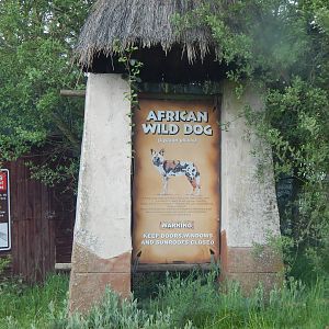 African wild dog signage 150523