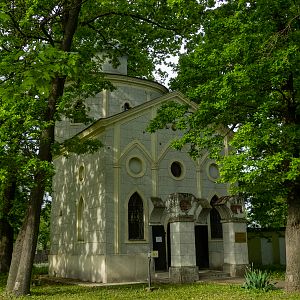 mausoleum