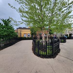 Columbus Zoo - Animal Encounters Village outside area