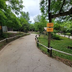 Columbus Zoo - Kangaroo Station pathway