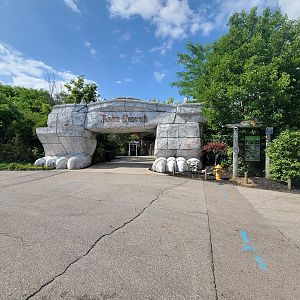 Columbus Zoo - Asia Quest entrance