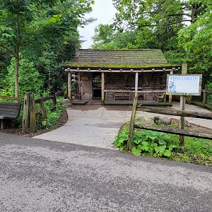 Columbus Zoo - North America, Wolverine building