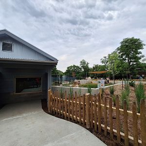 Galapagos Tortoise Indoor Holding/SA overview