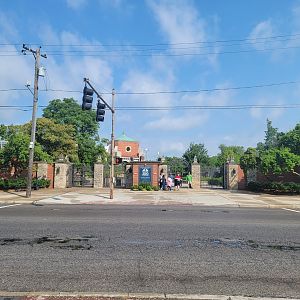 Toledo Zoo - Broadway St entrance