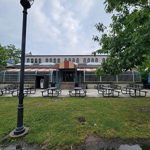 Toledo Zoo - Carnivora building, now (formerly?) Carnivora Cafe