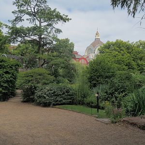 Gardens and park view towards Parrot/trumpeter aviary and Antwerp Central Station, 2022-07-10