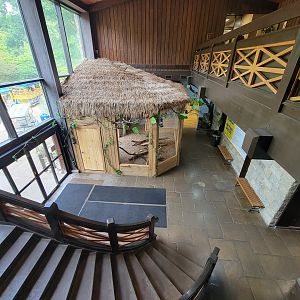 Oglebay Good Zoo - Looking down to 1st floor from 2nd floor entrance