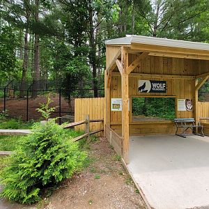 Oglebay Good Zoo - Red wolves, yard 2