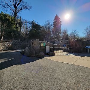 Smithsonian 2/22 - America Trail, pinniped area