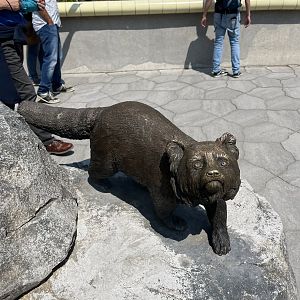 Asia- Red panda statue 13.7.23