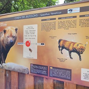 Bush dog sign -Parc Animalier des Pyrénées (2023)