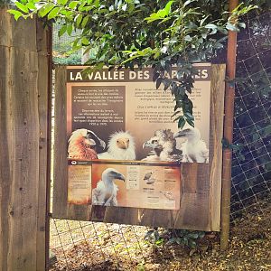 "Vallée des Vautours" sign -Parc Animalier des Pyrénées (2023)