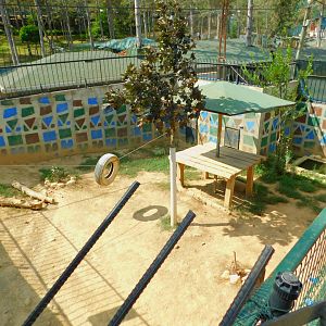 Wolf Enclosure ay Park Of Istanbul