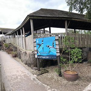 Entrance to Penguin Area Peak Wildlife Park (August 2023)
