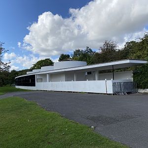 Lubetkin elephant house, ZSL Whipsnade, UK
